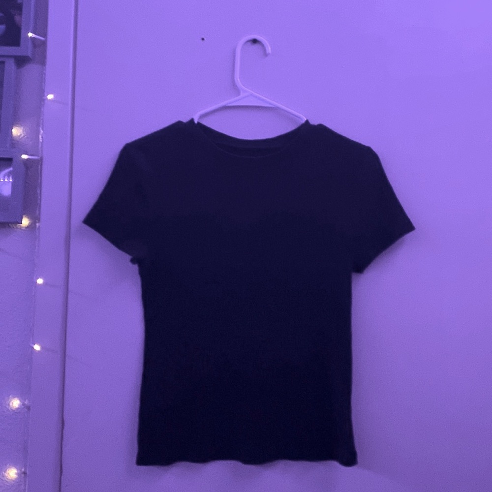 simple black shirt